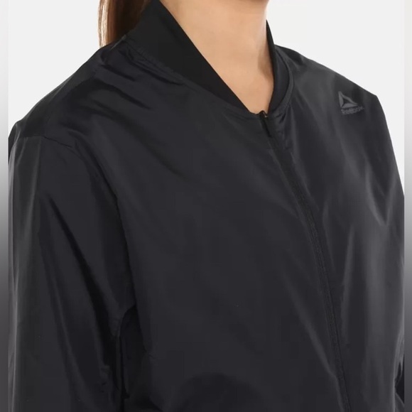 Women’s REEBOK taffeta black workout bomber sport jacket size small - Picture 5 of 16